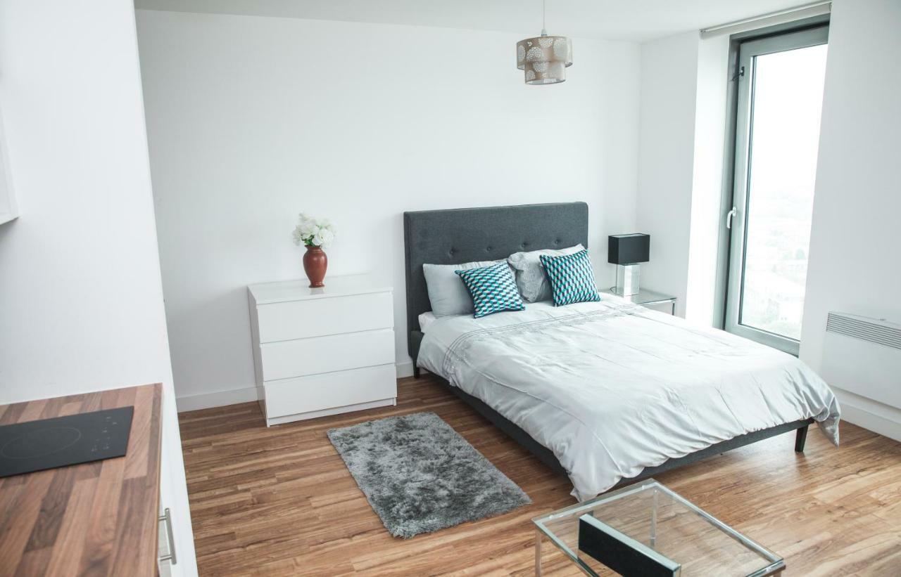 Studio Apartments Free Street Parking Subject To Availability Manchester Ngoại thất bức ảnh