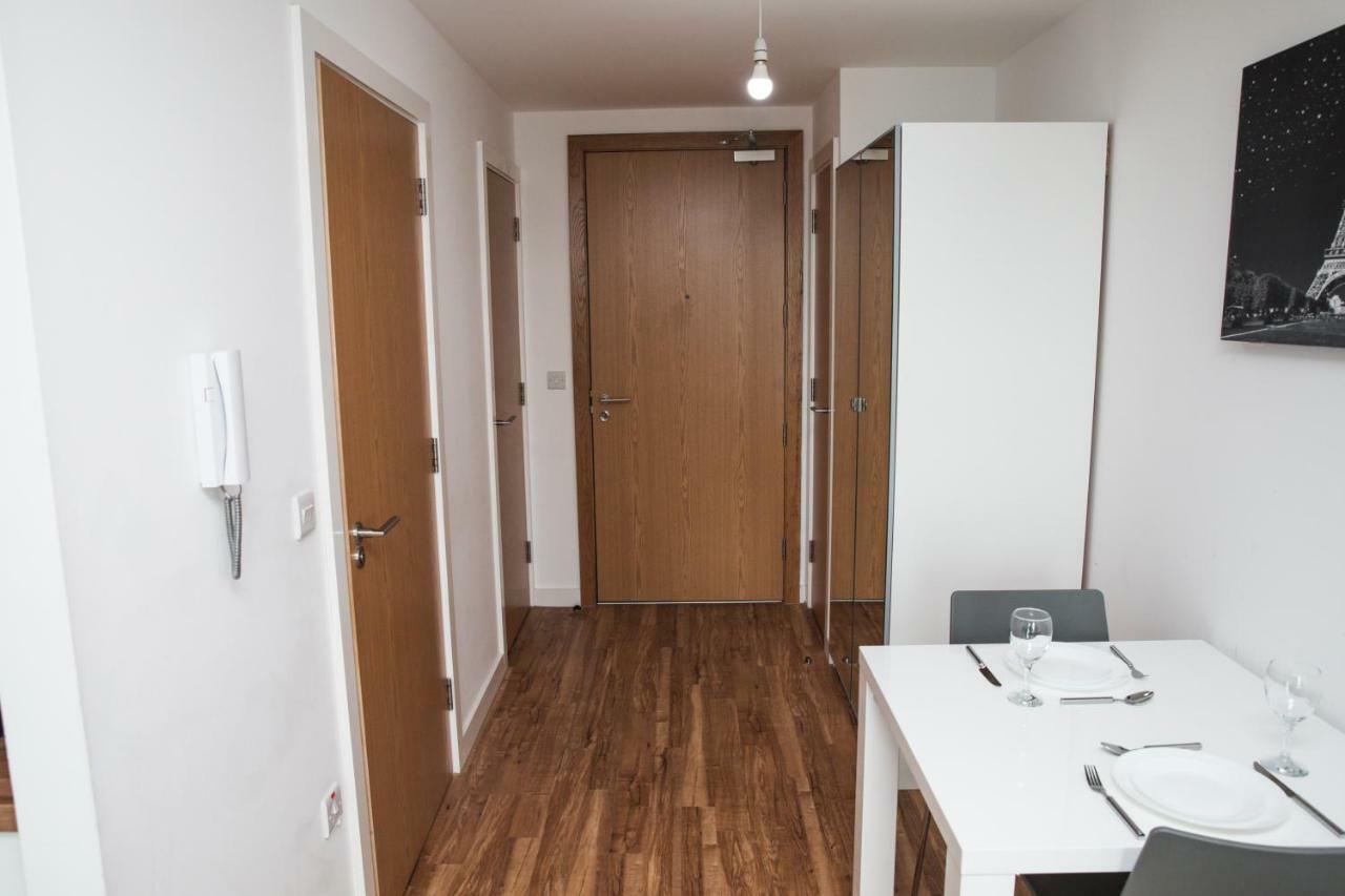 Studio Apartments Free Street Parking Subject To Availability Manchester Ngoại thất bức ảnh