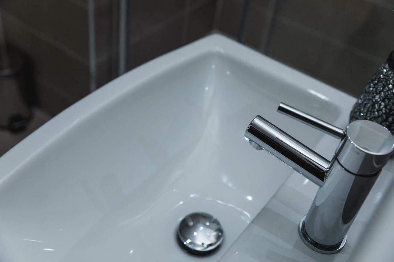 Studio Apartments Free Street Parking Subject To Availability Manchester Ngoại thất bức ảnh