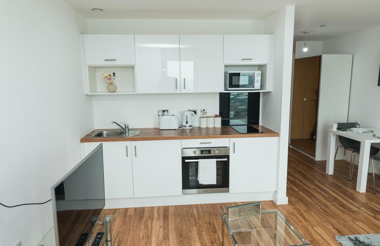 Studio Apartments Free Street Parking Subject To Availability Manchester Ngoại thất bức ảnh