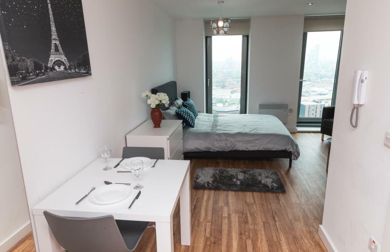 Studio Apartments Free Street Parking Subject To Availability Manchester Ngoại thất bức ảnh