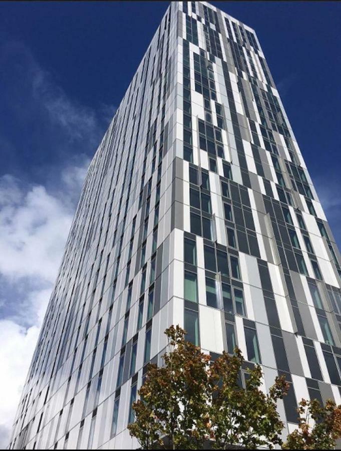 Studio Apartments Free Street Parking Subject To Availability Manchester Ngoại thất bức ảnh